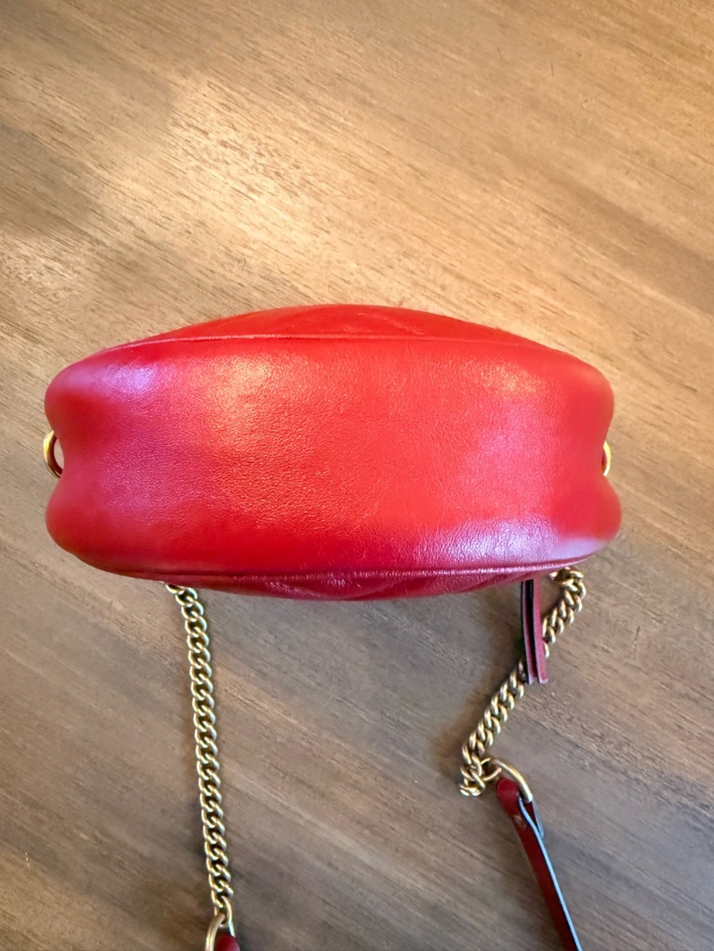 Gucci GG Marmont Round Crossbody in Red Matelassé Leather - Picture 6 of 14